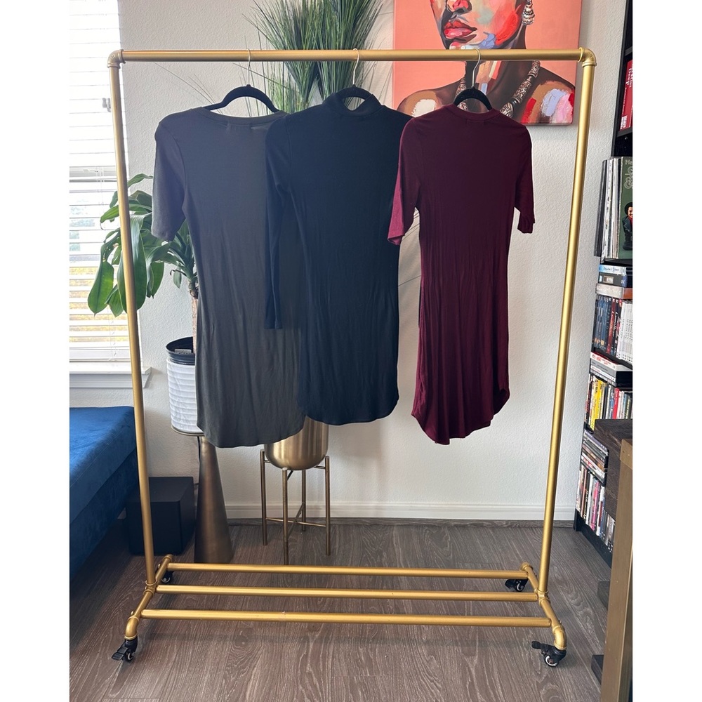 Bundle of 3 Everyday Essential Dresses - Size Large - Picture 8 of 11